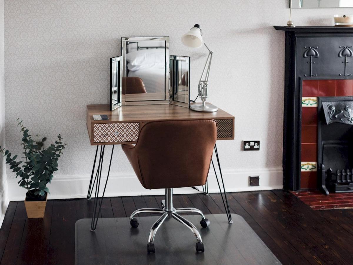 Pass The Keys Beautiful, Traditional 2 Bed Flat W Free Parking Глазгоу Екстериор снимка