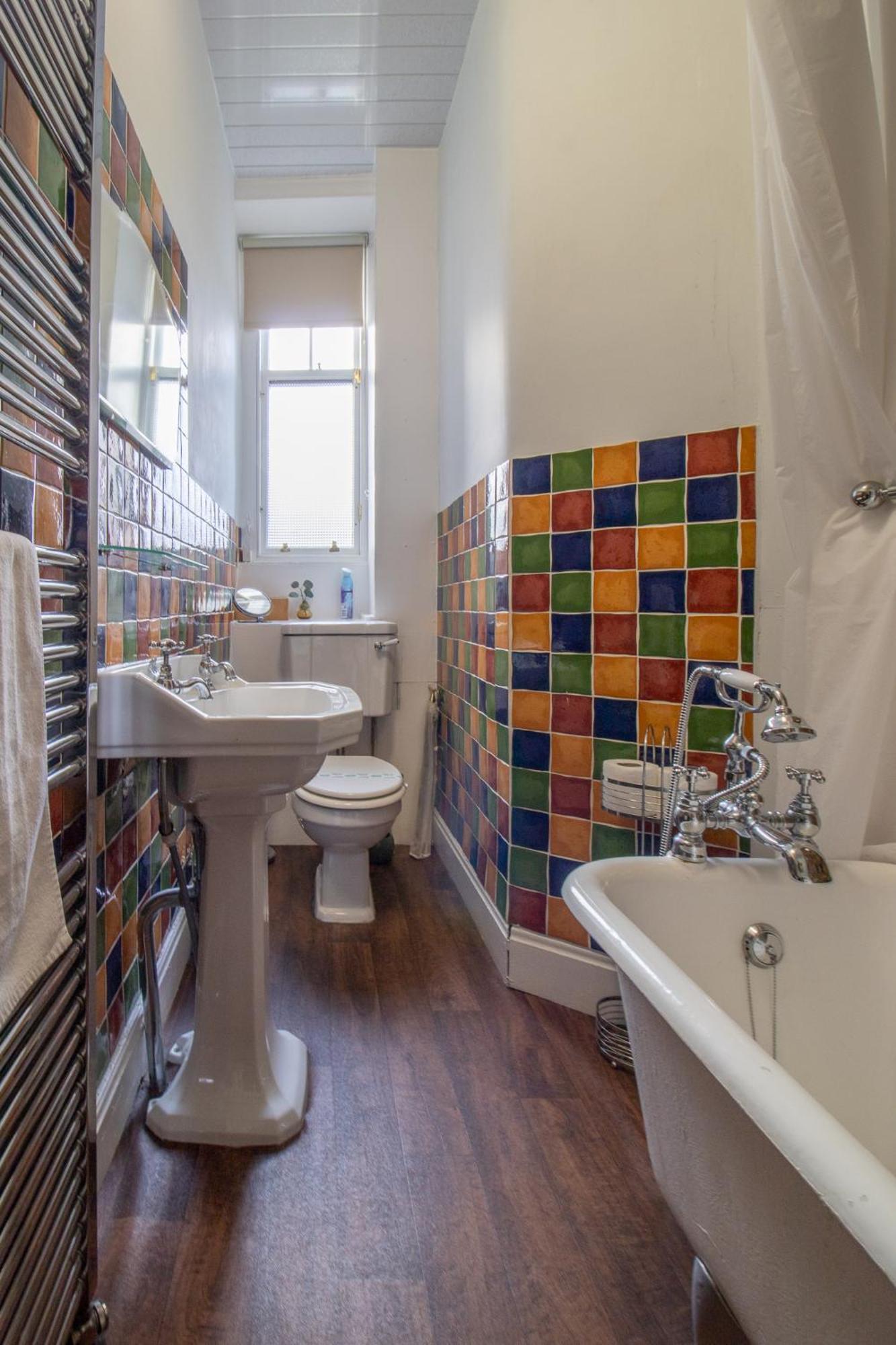 Pass The Keys Beautiful, Traditional 2 Bed Flat W Free Parking Глазгоу Екстериор снимка